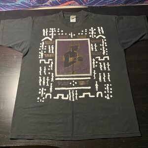 Black Queen Black Graphic T-Shirt size XL